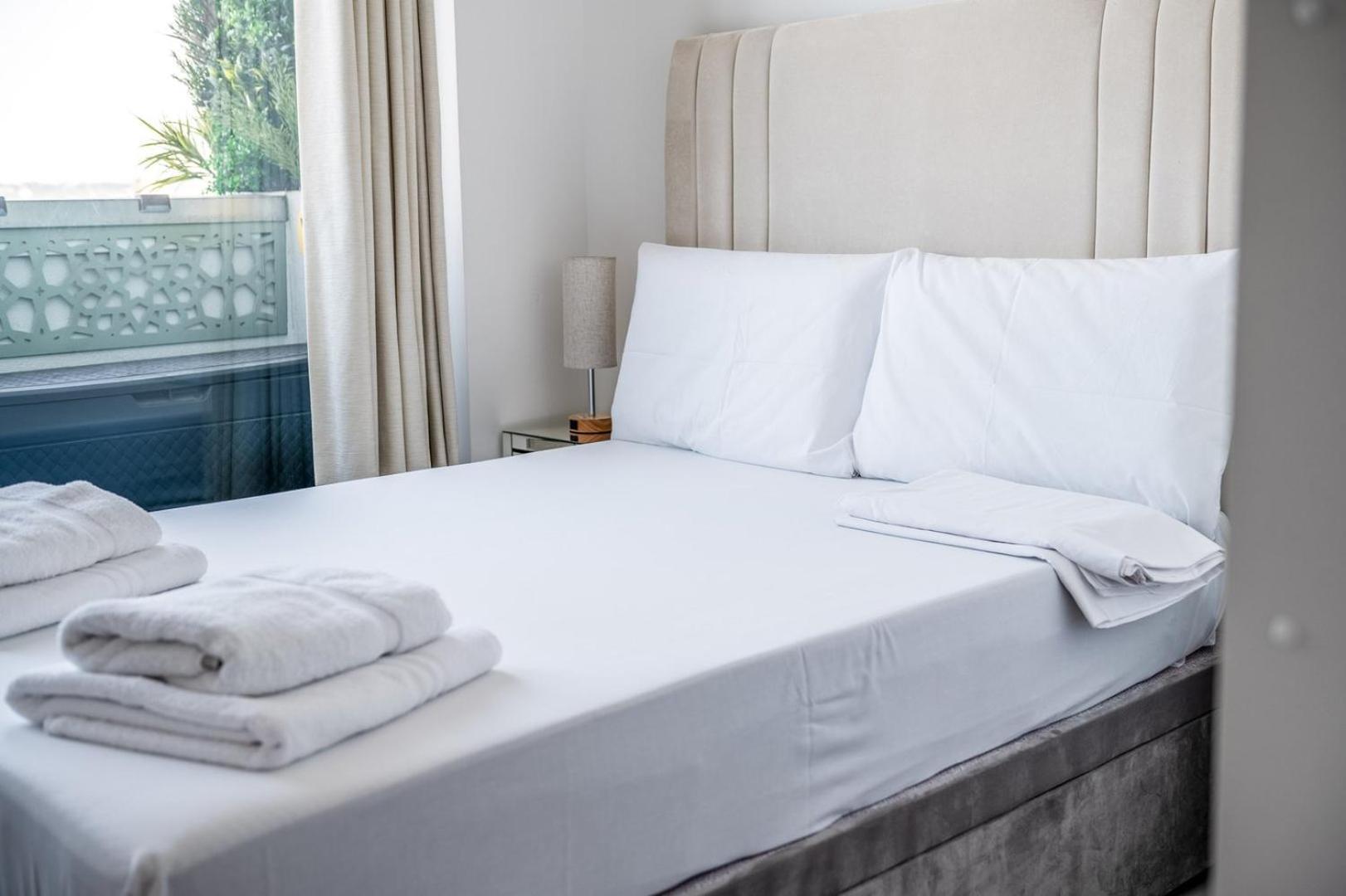 Canary Wharf Retreat With Free Secure Parking London Exteriör bild