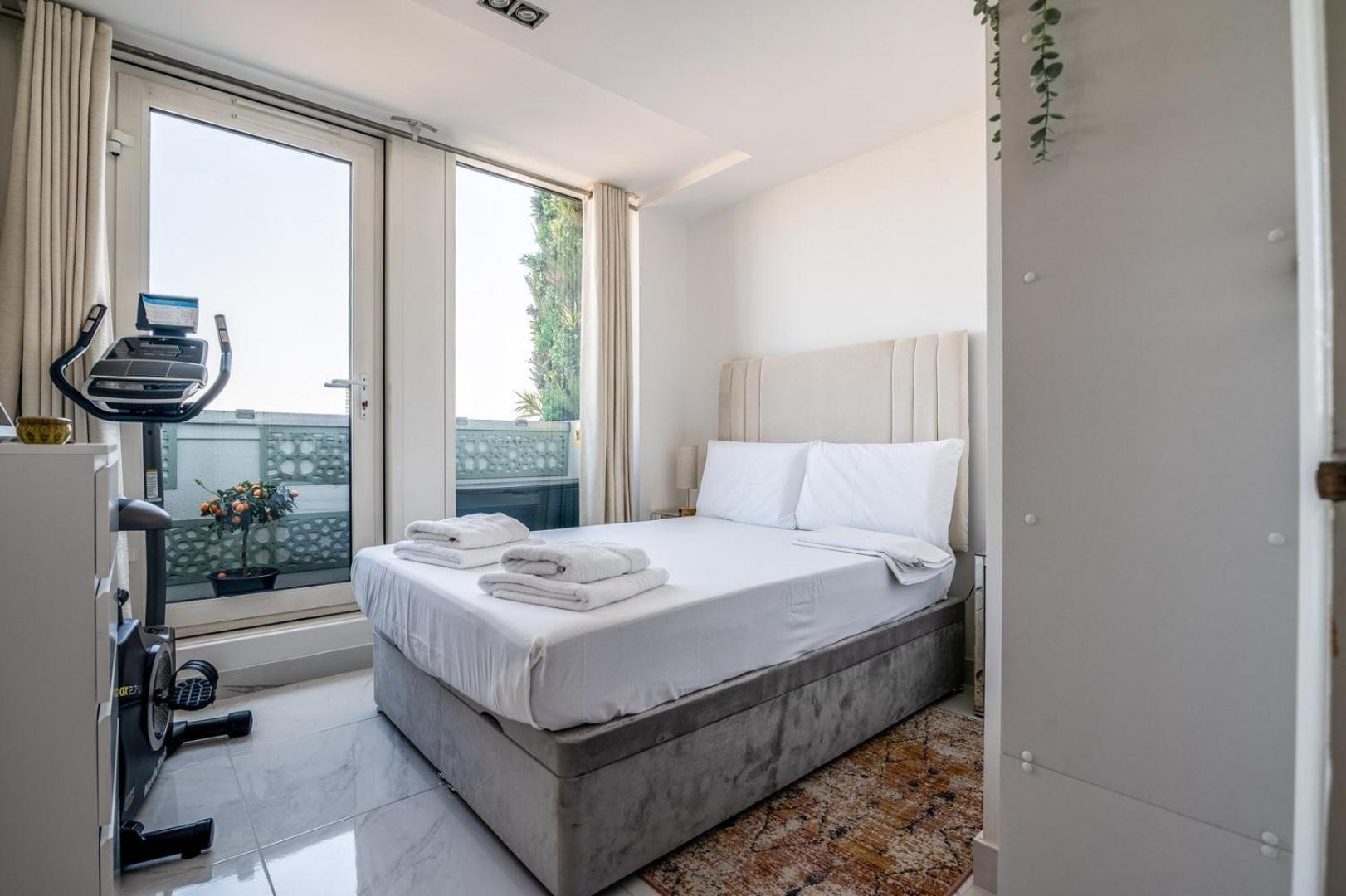 Canary Wharf Retreat With Free Secure Parking London Exteriör bild